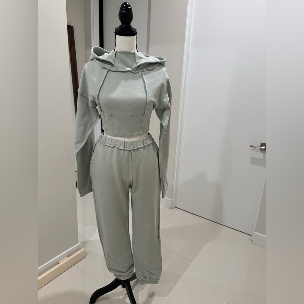 DANIELLE GUIZIO DUSTY AQUA CORSET SWEATOUTFIT